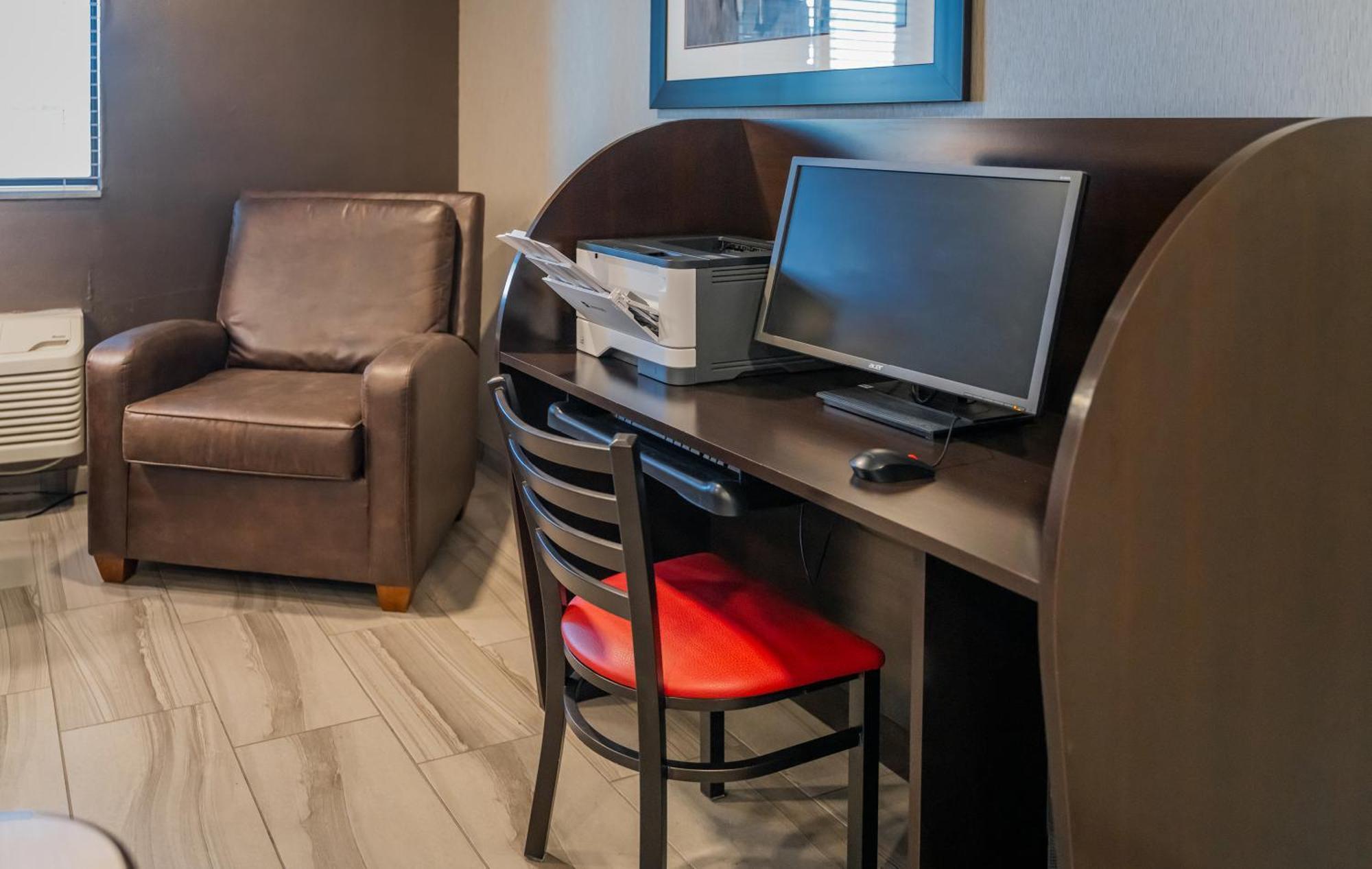 My Place Hotel-Dahlgren/King George, Va Екстер'єр фото